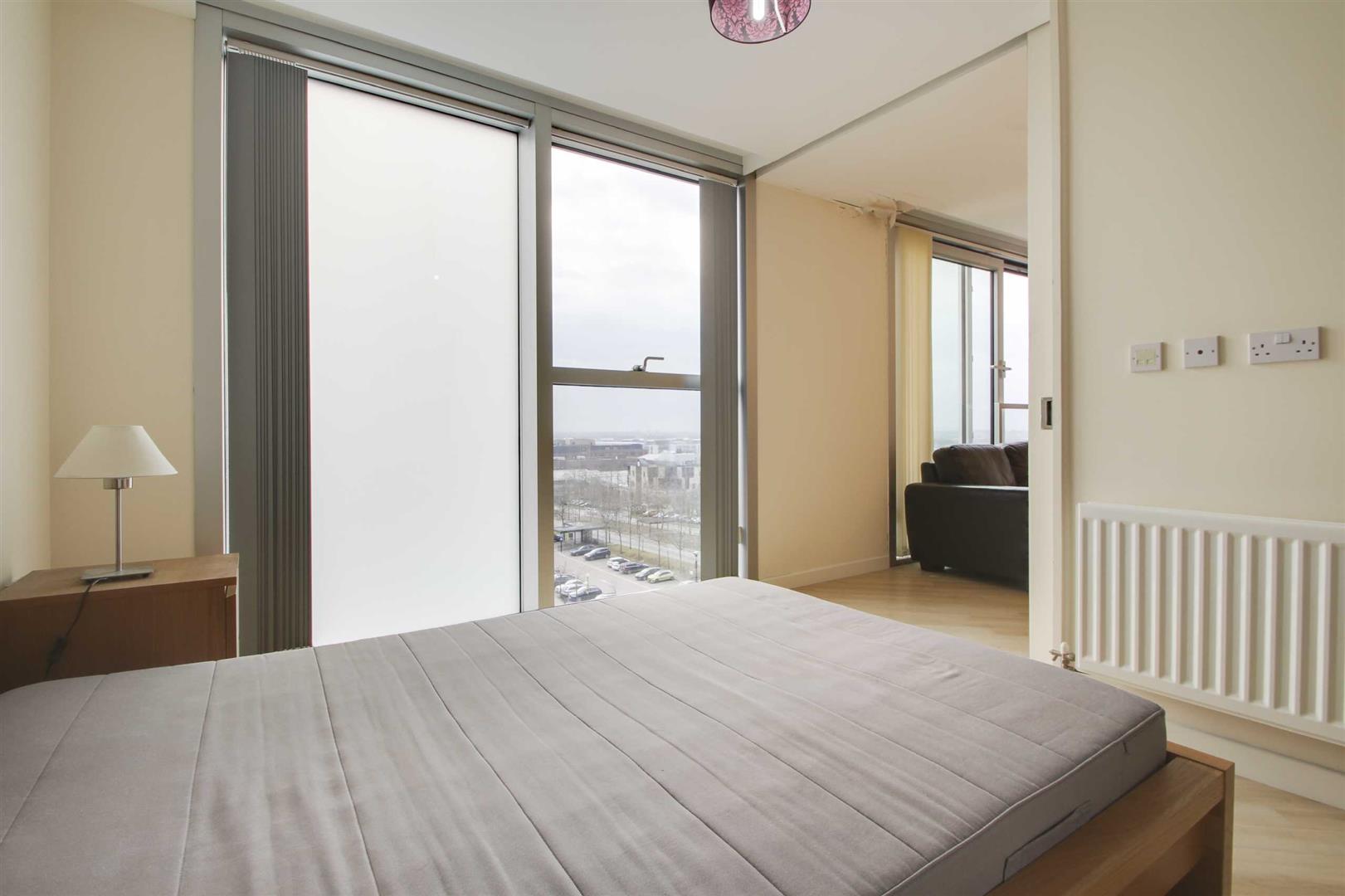 Manhattan House, Central Milton Keynes, Milton Keynes